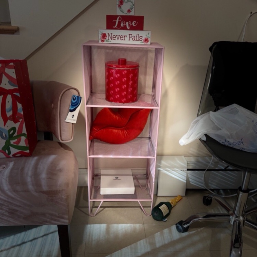 Pink Love-Themed Shelf with Red Accents